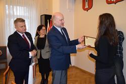 Alternatywny tekst z opisem obrazu.