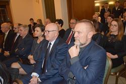 Alternatywny tekst z opisem obrazu.