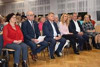 Alternatywny tekst z opisem obrazu.