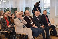 Alternatywny tekst z opisem obrazu.