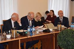 Alternatywny tekst z opisem obrazu.