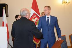 Alternatywny tekst z opisem obrazu.