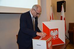 Alternatywny tekst z opisem obrazu.