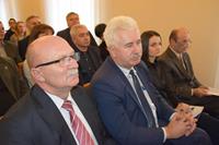 Alternatywny tekst z opisem obrazu.