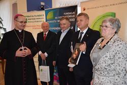 Alternatywny tekst z opisem obrazu.