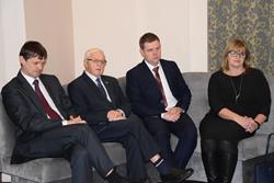 Alternatywny tekst z opisem obrazu.