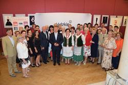 Alternatywny tekst z opisem obrazu.